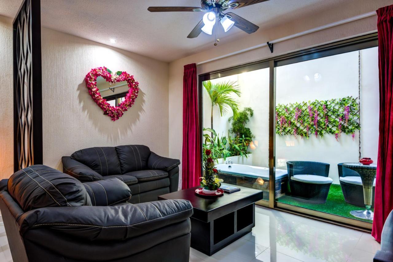Corazon Apartahotel